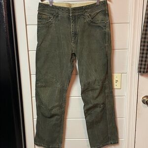 Kuhl Riot Jeans Vintage
Patinadye 36x32.